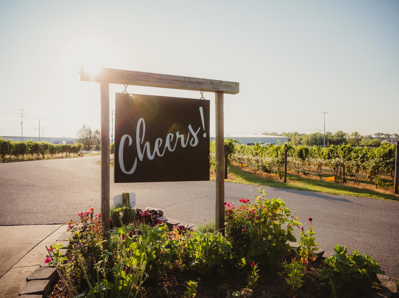 Logo Champagne Flute - Beachaven Vineyards & Winery Local Pickup